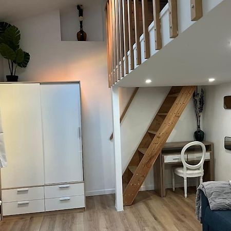 Ferienwohnung Paris : Charmant 2 Pieces Au Calme Exterior foto