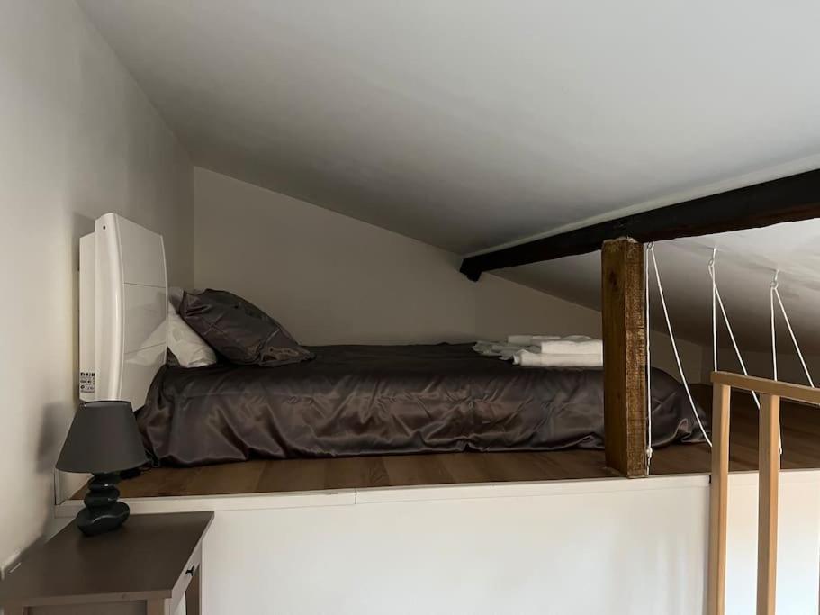 Ferienwohnung Paris : Charmant 2 Pieces Au Calme Exterior foto